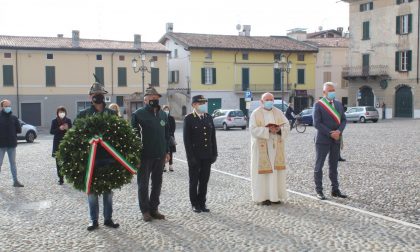 Il lockdown non ferma le commemorazioni a Rovato