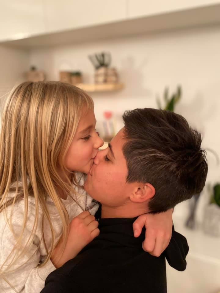 Il Tribunale di Brescia si è espresso: Zoe ha due mamme