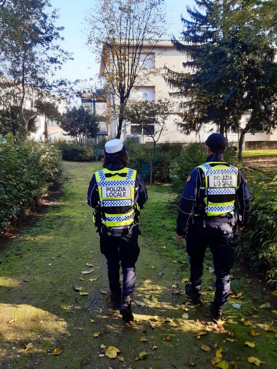 Droga al parco e due bar multati per il mancato rispetto del Dpcm