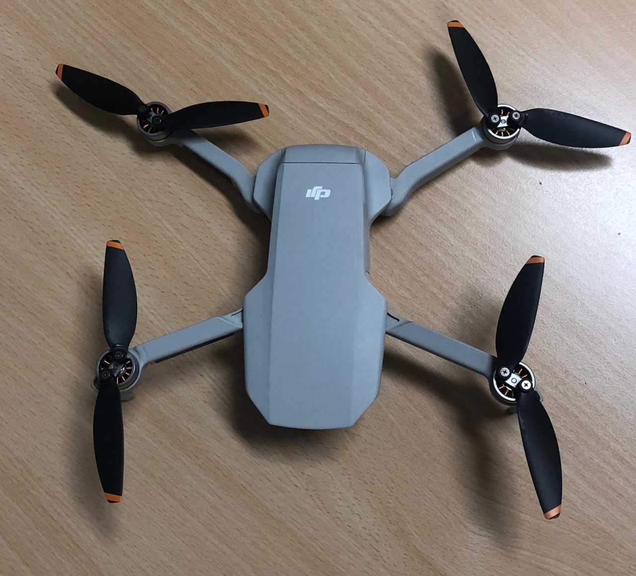 La Polizia Locale controlla la città con un drone