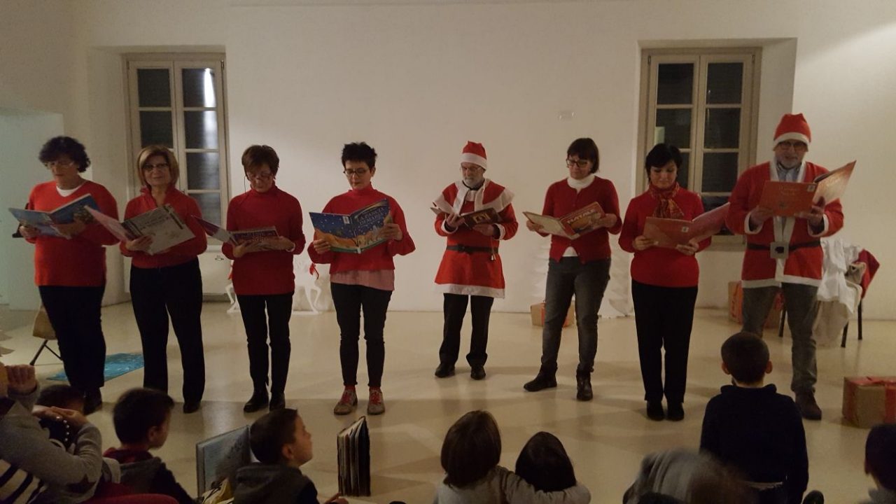 Storie sotto l’albero (ma online) con le Librellule