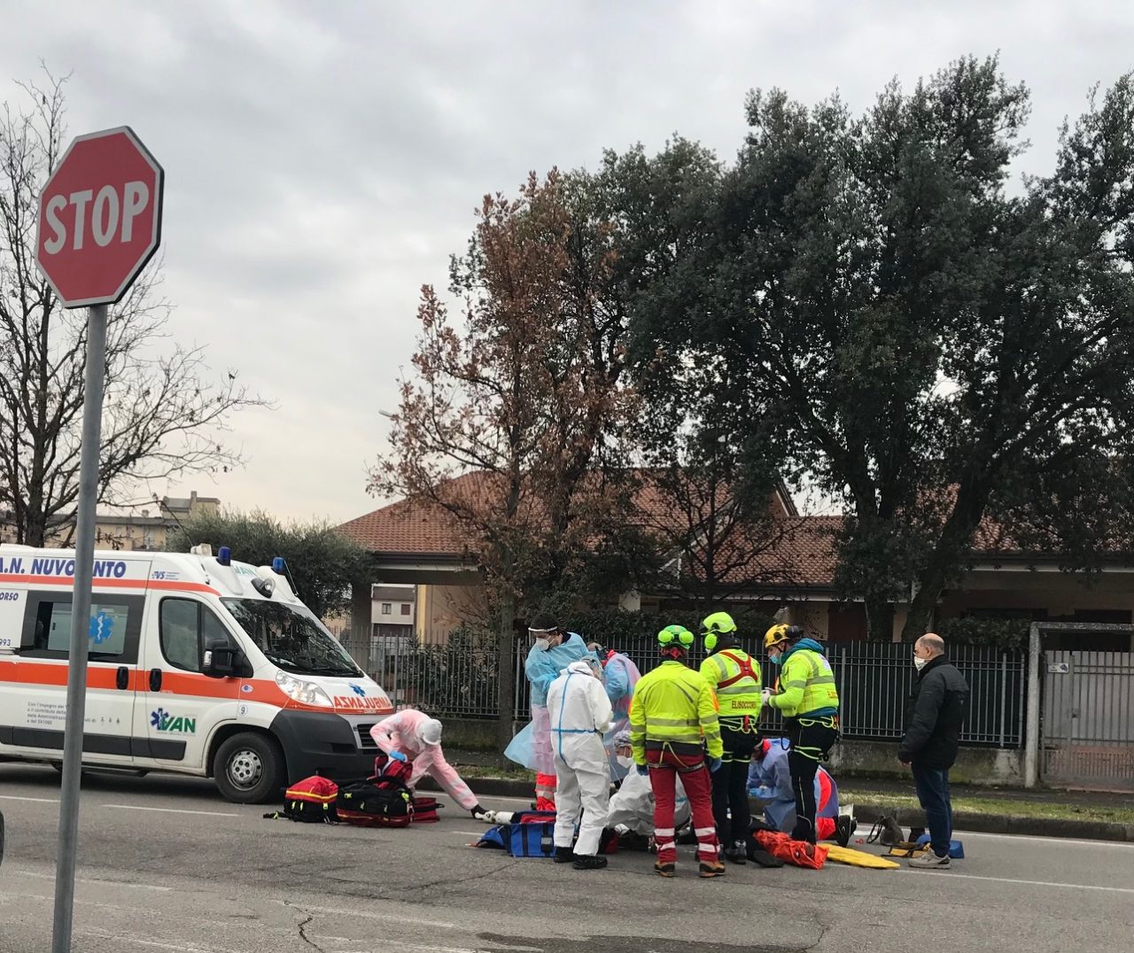 Non ce l’ha fatta la donna investita questa mattina in via Falcone