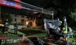 Precipita con l'auto nel giardino di una villetta: miracolata FOTO