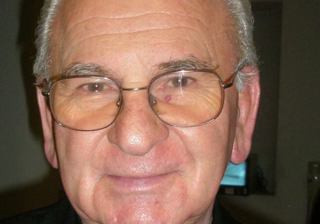 L’ultimo saluto a don Gazzina, sacerdote ed esorcista