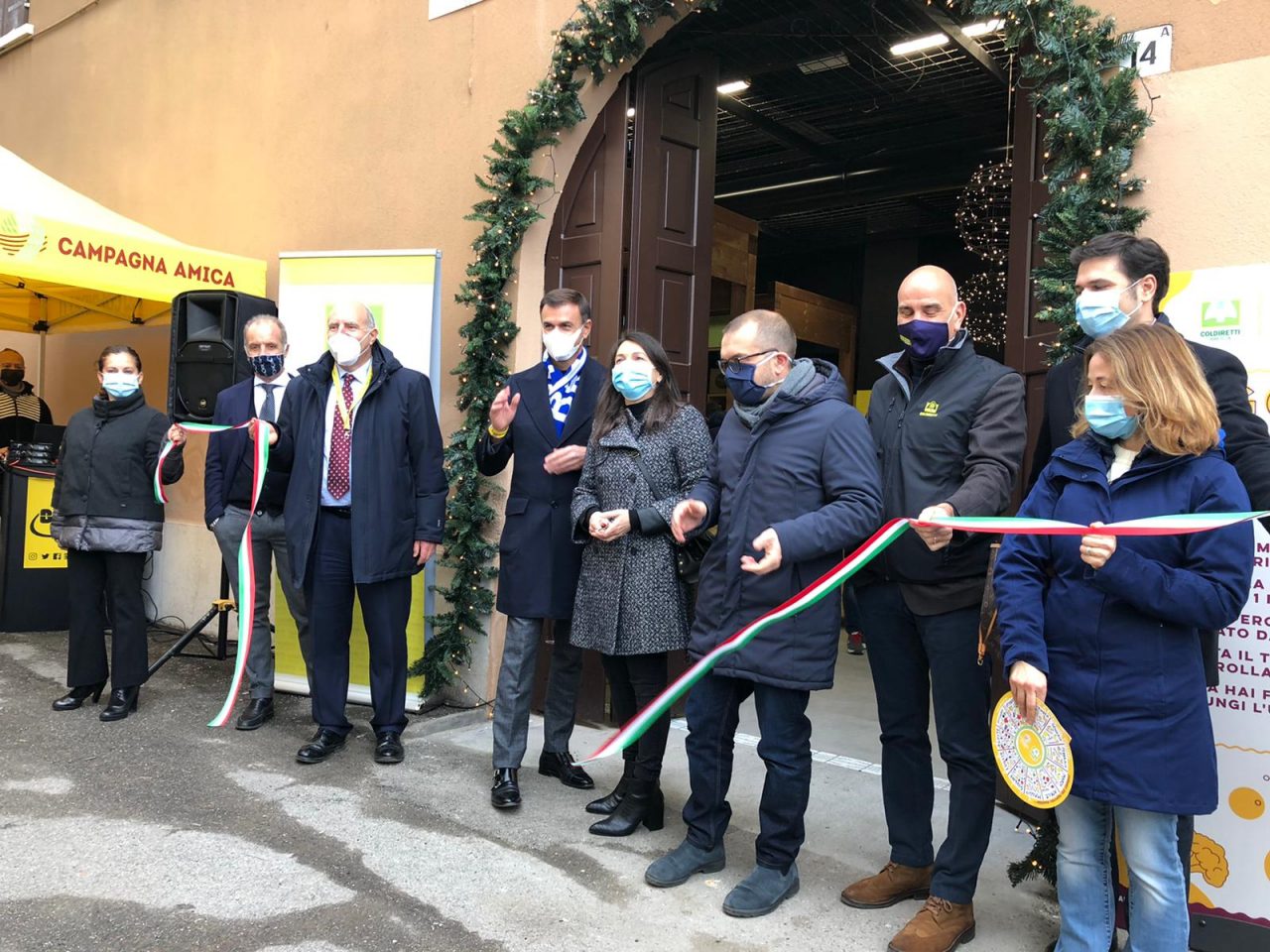 Campagna Amica porta a Brescia il mercato agricolo di Coldiretti GALLERY