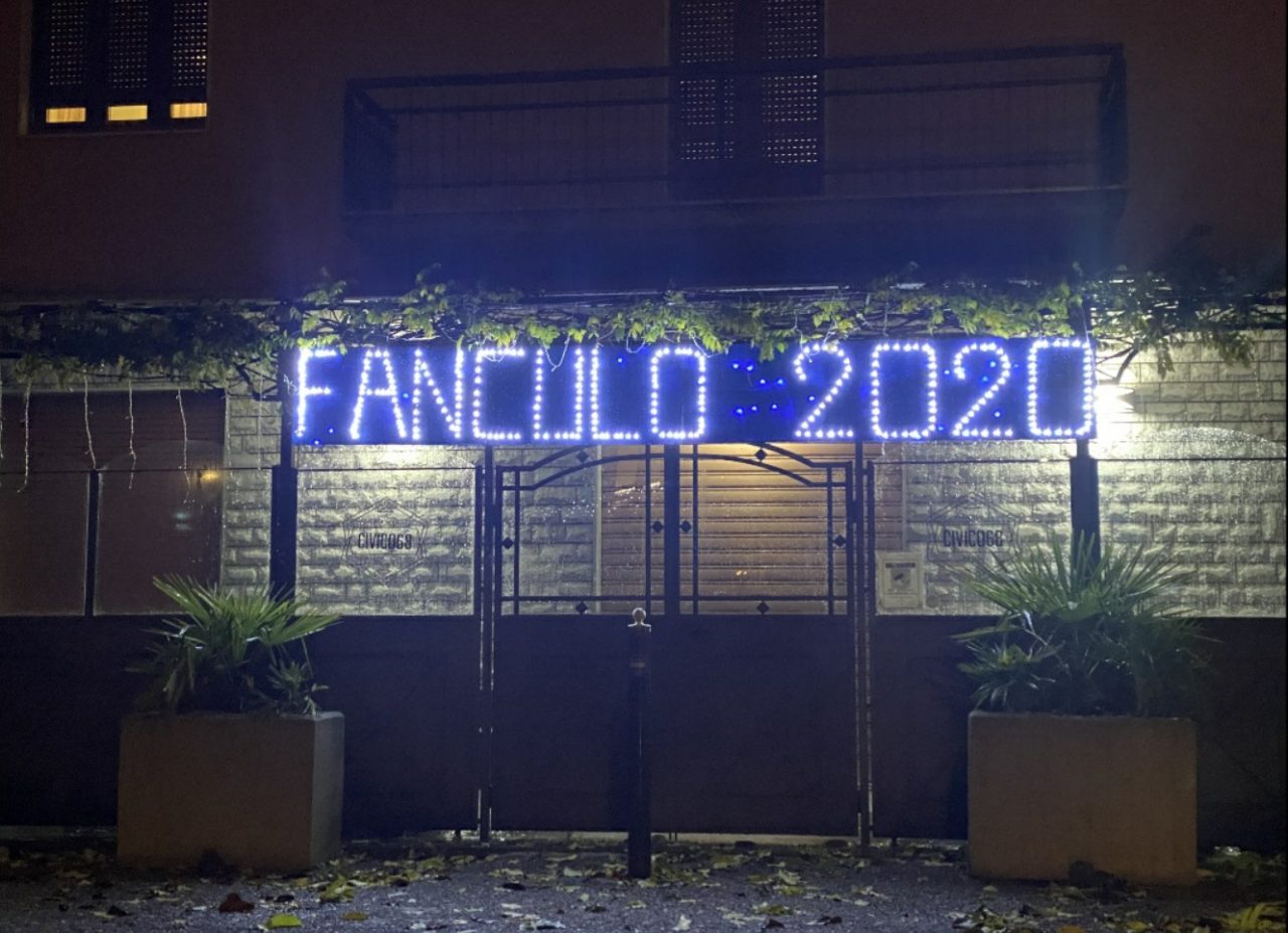 Una luminaria ad hoc per “salutare” il 2020