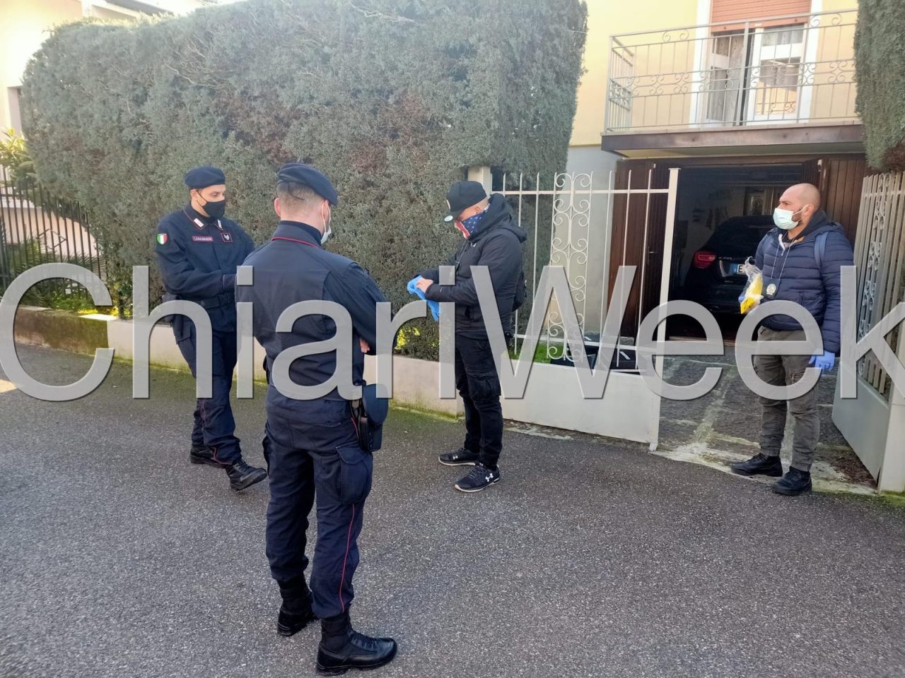 Rapina violenta: anziano picchiato e legato in casa