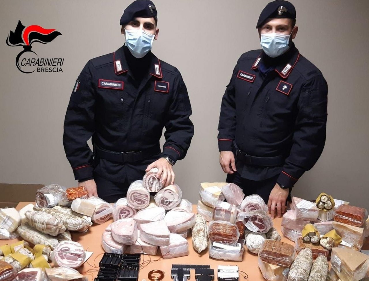 Ladri seriali di salumi e formaggi denunciati dai Carabinieri