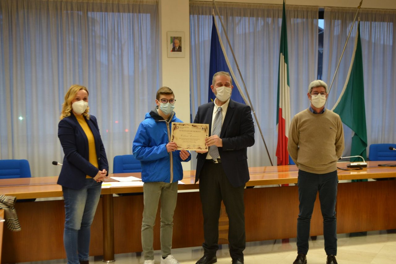 Coccaglio ha premiato i “genietti” della secondaria
