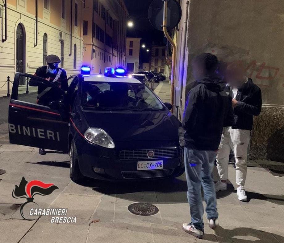 Controlli contro gli assembramenti, multe per 4.600 euro