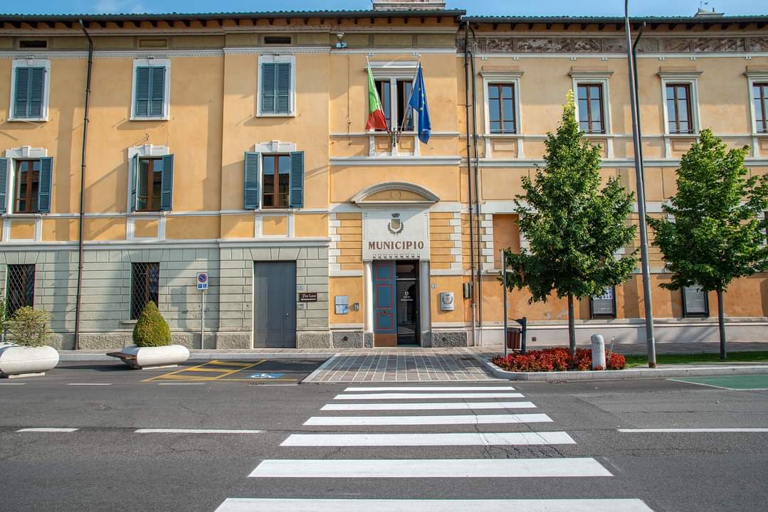 Coronavirus, boom di casi: il sindaco firma un’ordinanza