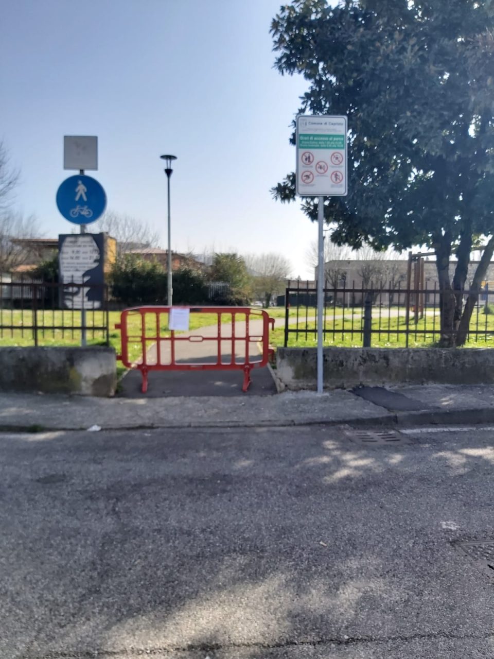 Coronavirus, chiusi i parchi e i giardini pubblici di Capriolo