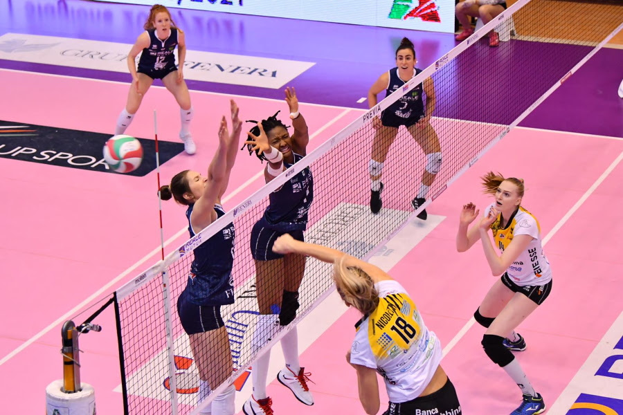 Brescia si inchina a Chieri e vede più vicina la retrocessione