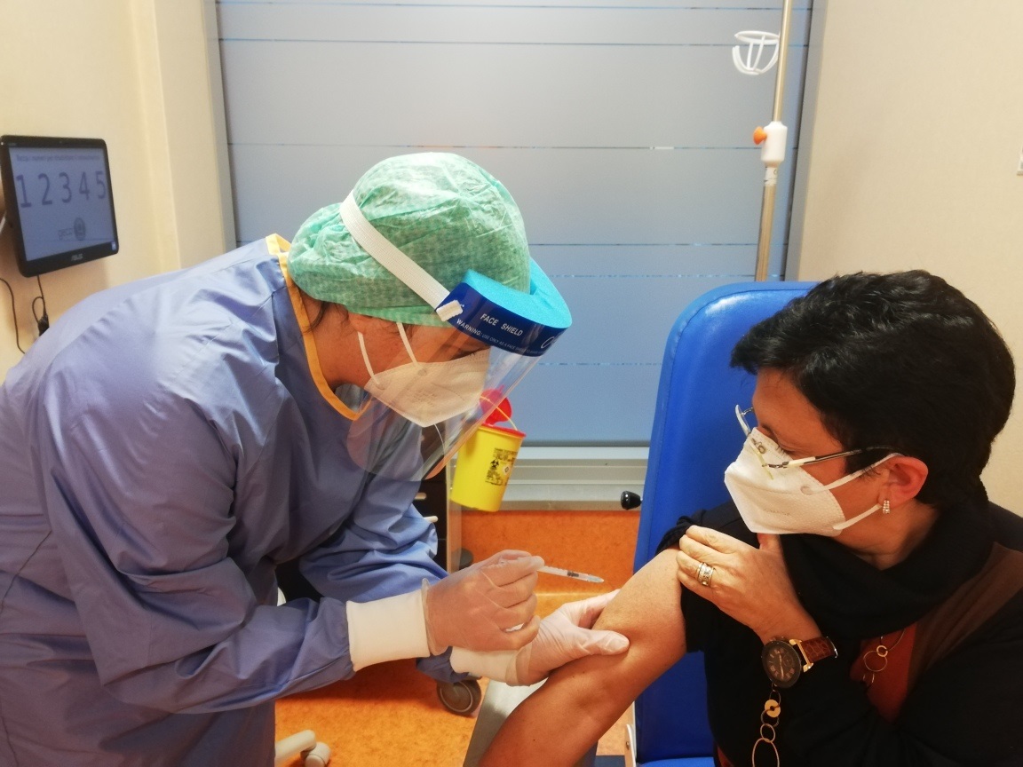 In tanti al primo “Vax day” organizzato dall’Asst Spedali Civili