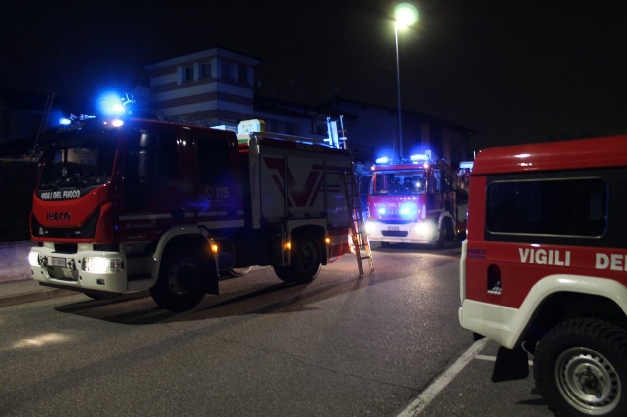 Incendio da canna fumaria: nessun danno al tetto