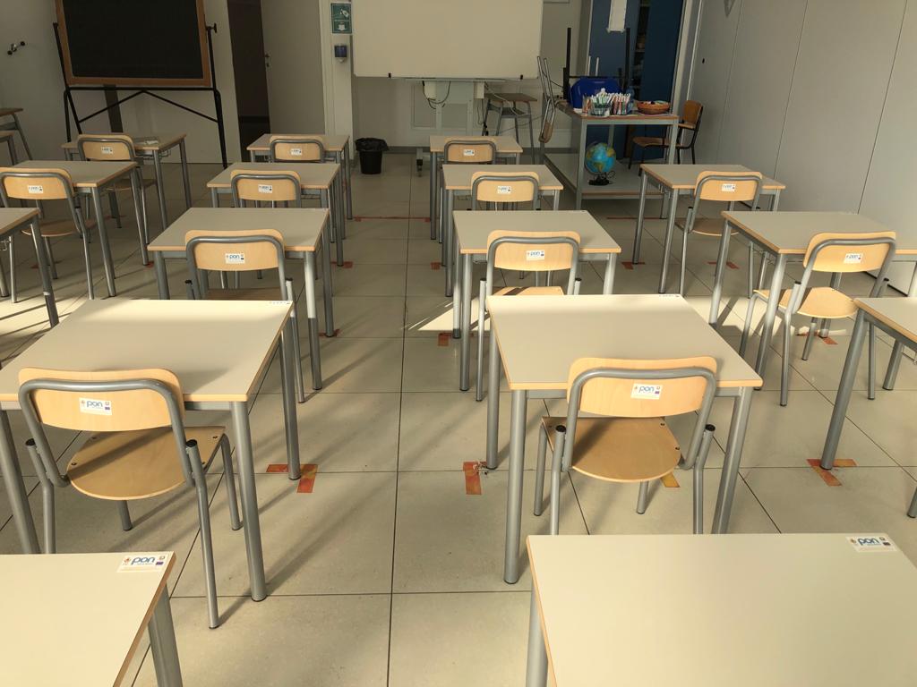 Pioggia di nuove attrezzature scolastiche grazie al Pon
