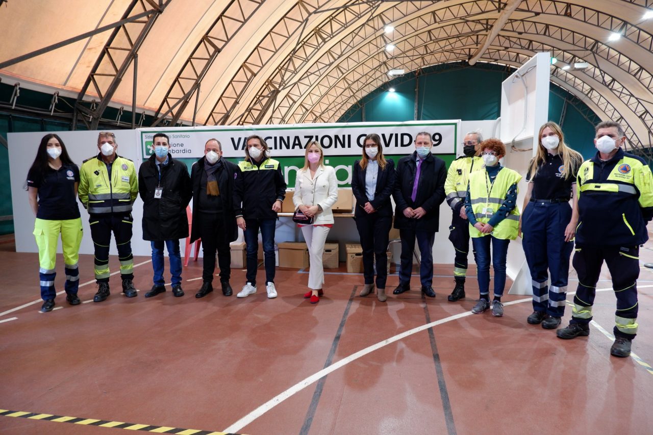 L’assessore Foroni a Chiari per la visita al centro vaccinale