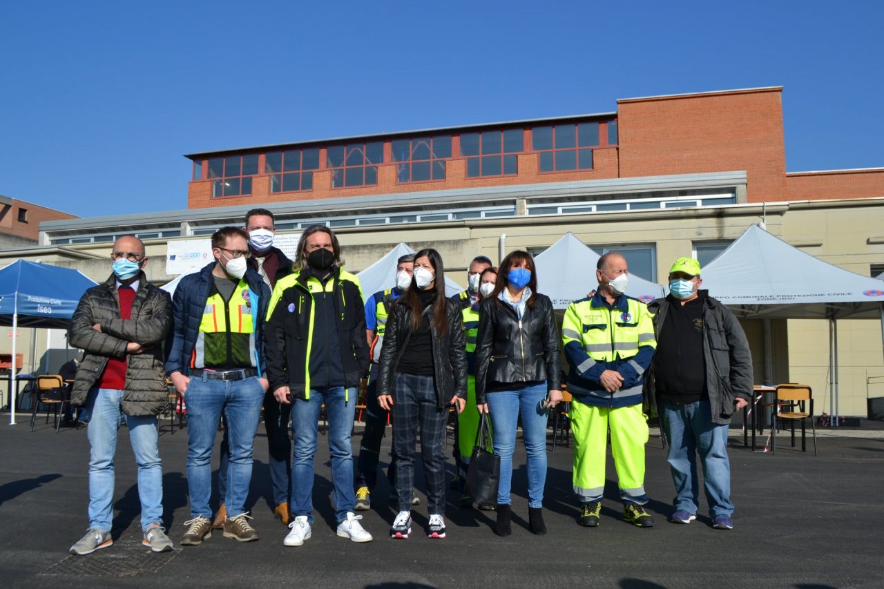 L’assessore Foroni a Iseo per sopralluogo centro vaccinale: “Modello territoriale vincente”