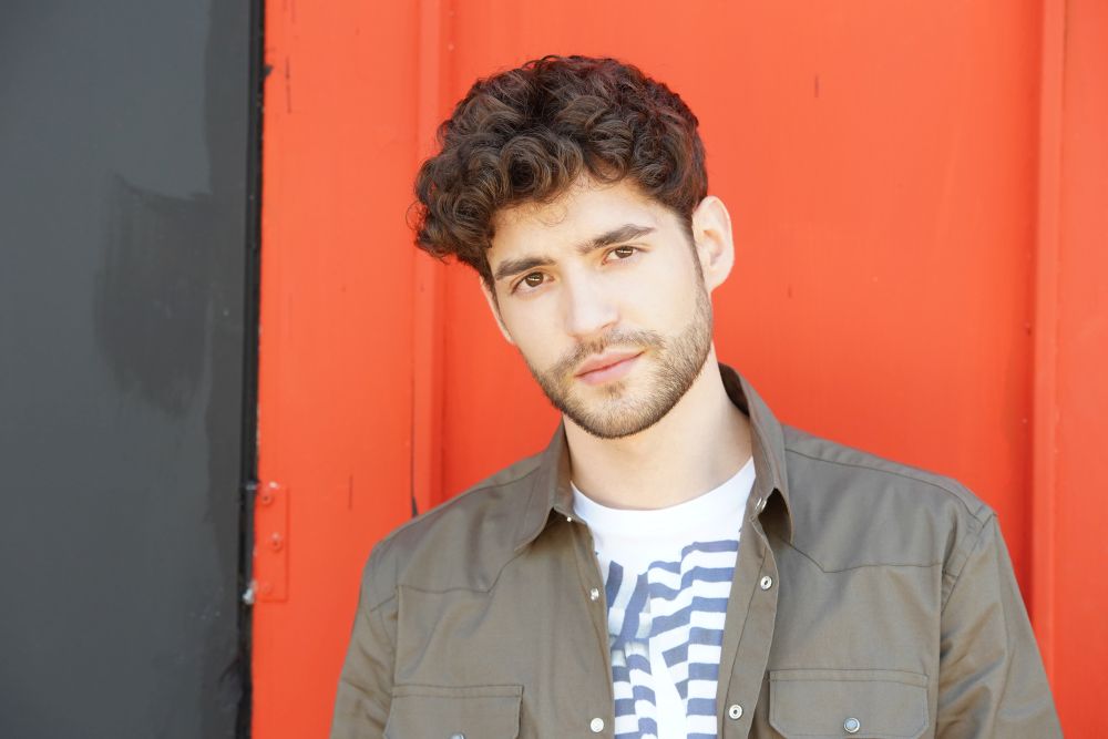 Matteo Faustini canta contro bullismo, razzismo e omofobia -VIDEO