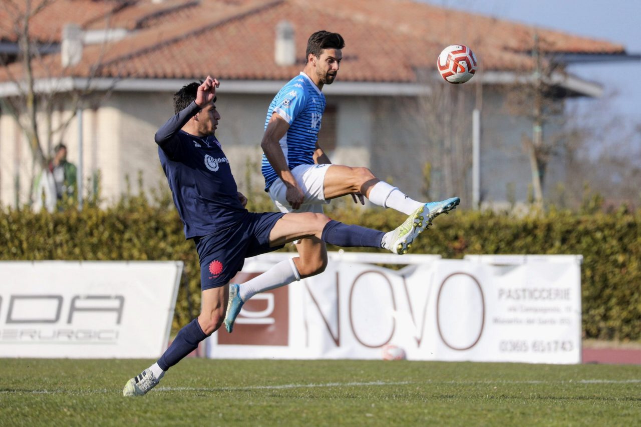 Brusca frenata per il Desenzano Calvina, il Ciserano espugna il «Tre Stelle»