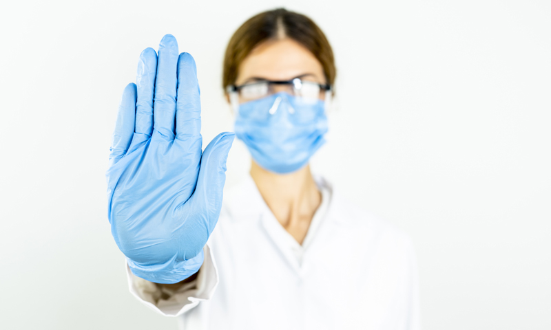 Chat Telegram, minacce a Draghi, medici e giornalisti: tra le 16 città coinvolte anche Brescia