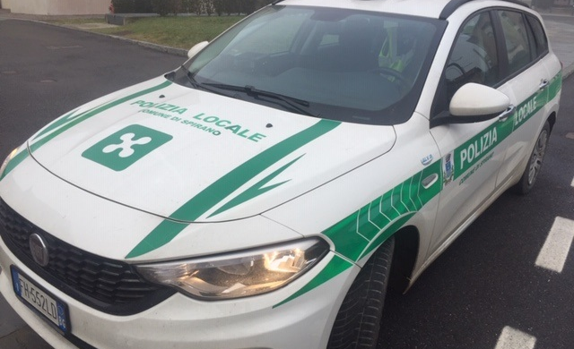 Vuole farla finita, salvato dagli agenti della Locale