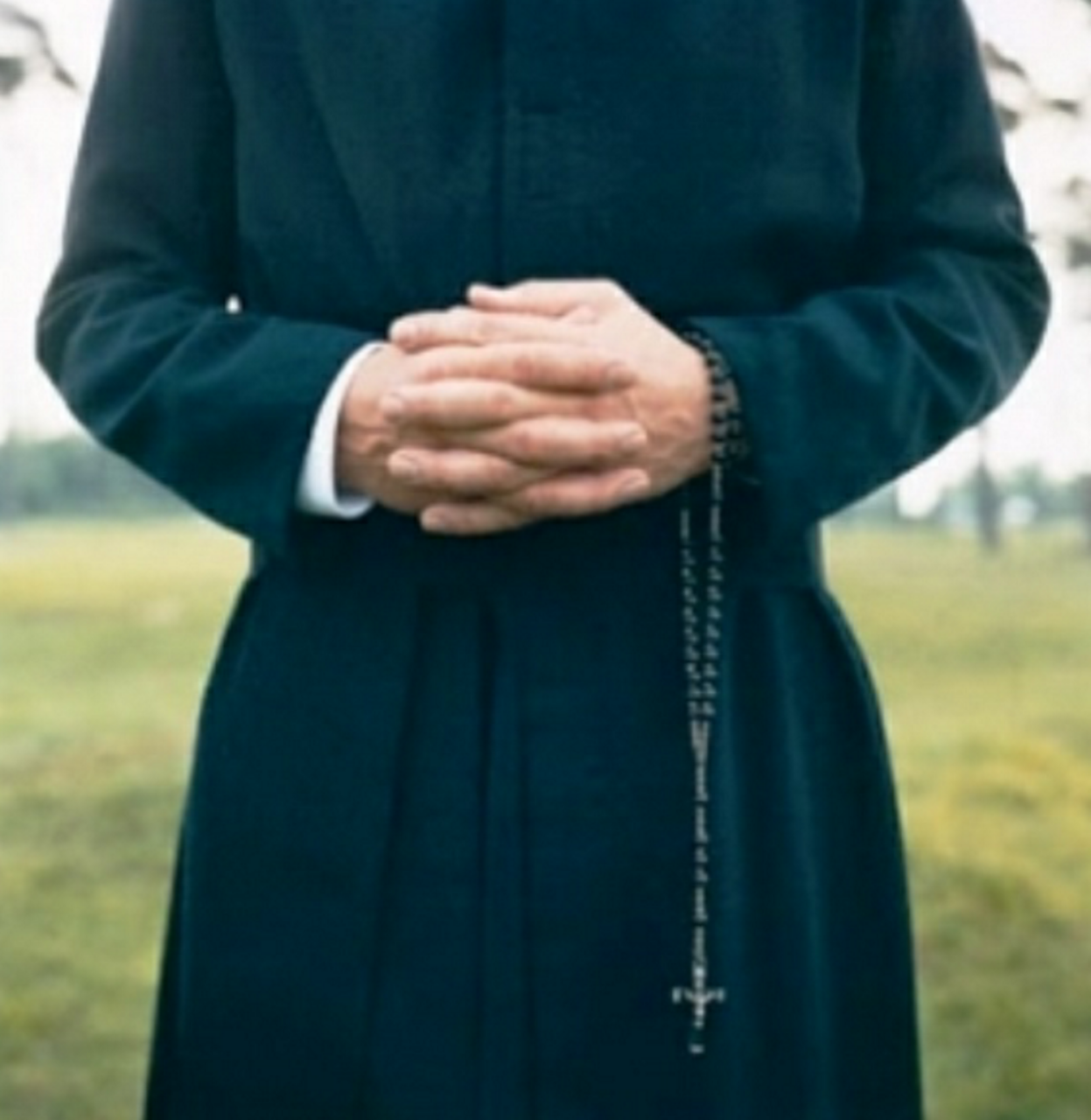 Ricatto a luci rosse: vittima un sacerdote