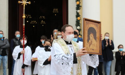 Duomo ha accolto il nuovo parroco don Carlo FOTO