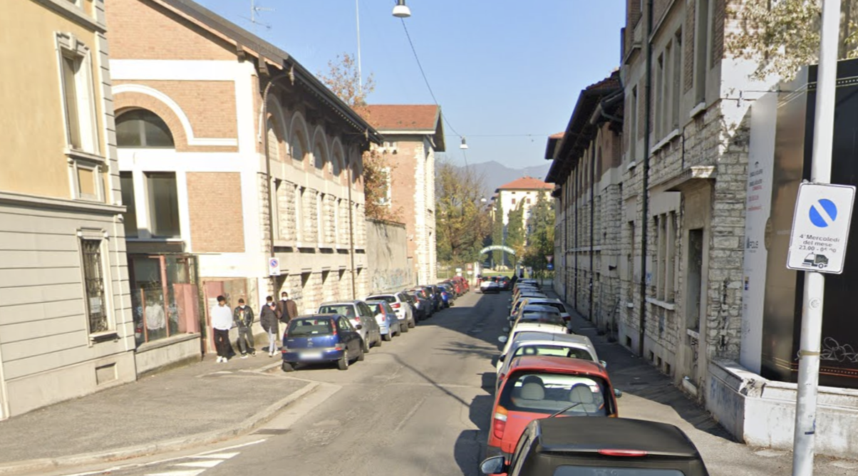 Uomo senza vita ritrovato a Brescia all’alba