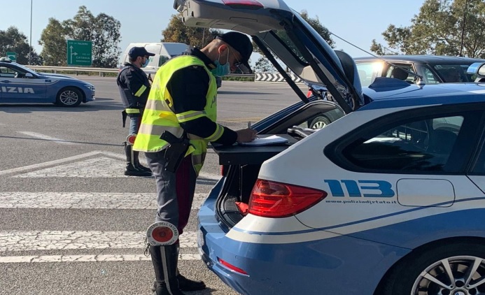 Trasportava rame rubato e senza alcun documento: beccato dalla Polstrada di Chiari