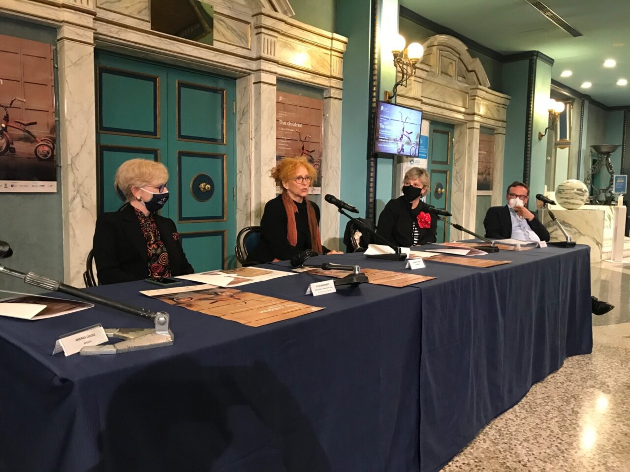 Con “The children” torna il teatro dal vivo al Sociale