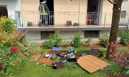 Fiamme in cucina: pompieri in azione in via Kennedy