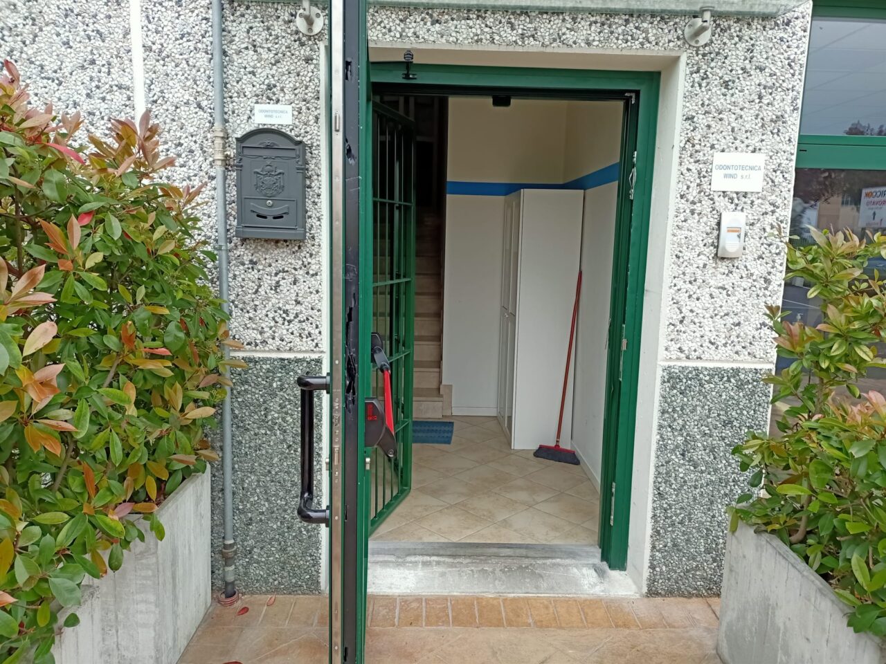 Furto da 50mila euro nello studio odontotecnico