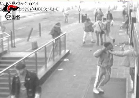 Controllori aggrediti da due passeggeri senza biglietto