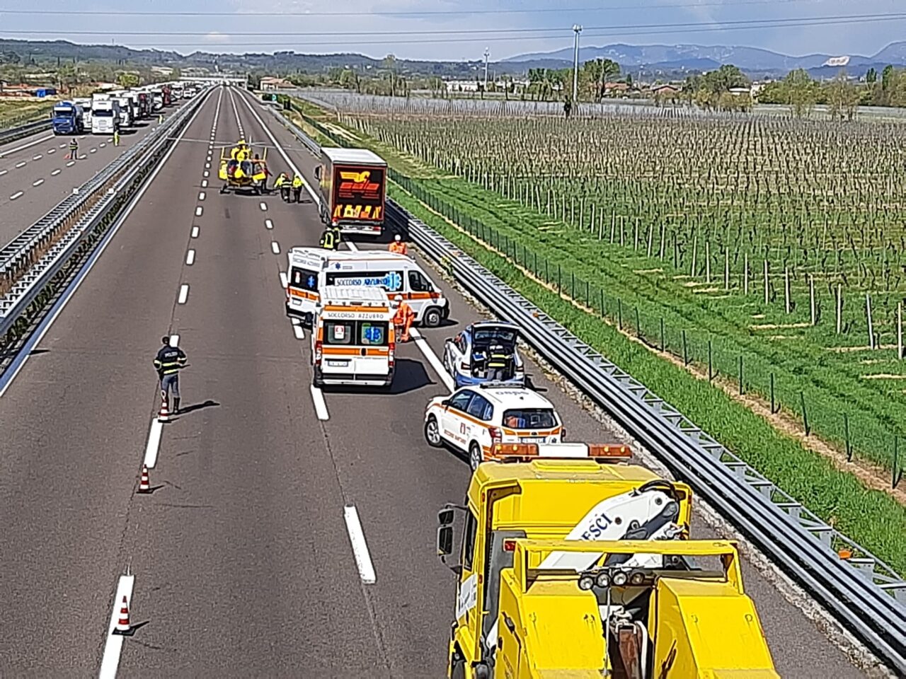 Incidente in autostrada all’altezza di Desenzano, code in entrambe le direzioni