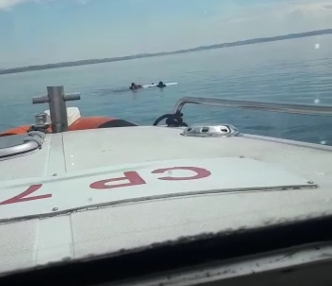 Guardia Costiera: affonda mostoscafo, in salvo quattro turisti austriaci