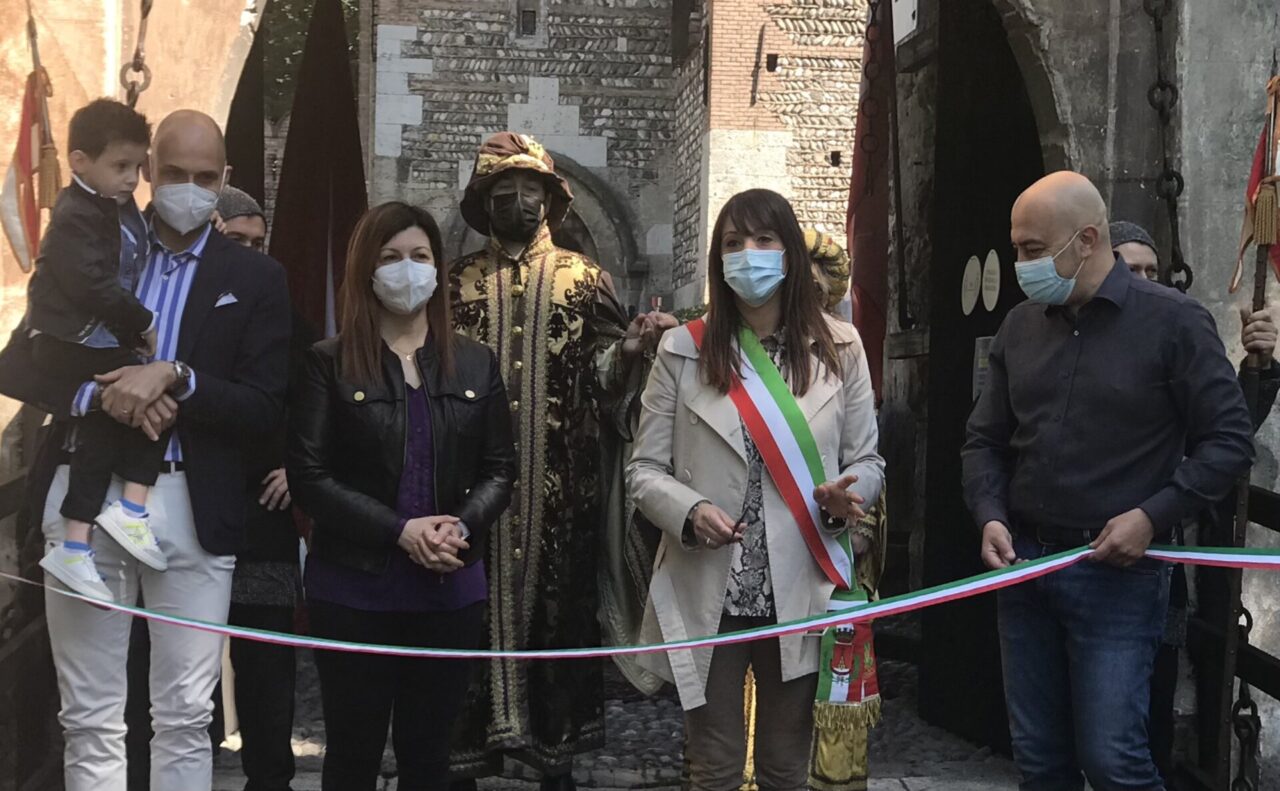 Il Maggio Monteclarense parte col botto nel Castello Bonoris