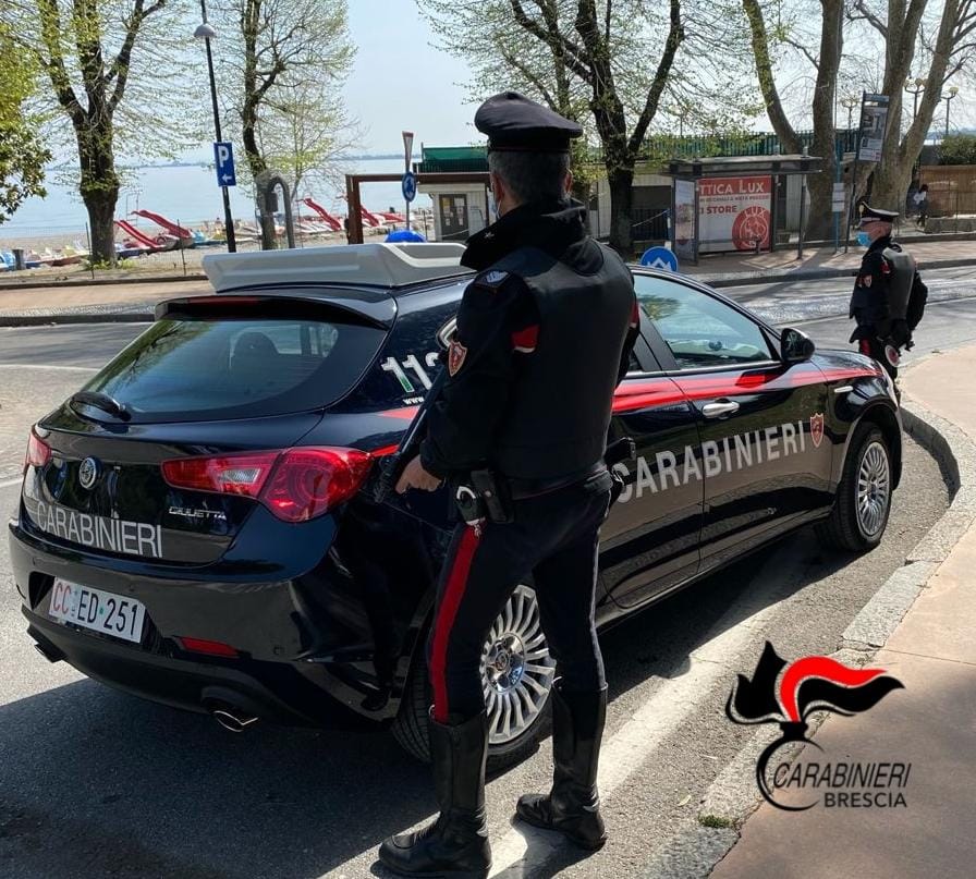 Due giovani non vogliono pagare il conto e aggrediscono i ristoratori: arrestati