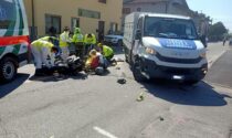 Furgone contro una moto: elisoccorso in azione per un 20enne