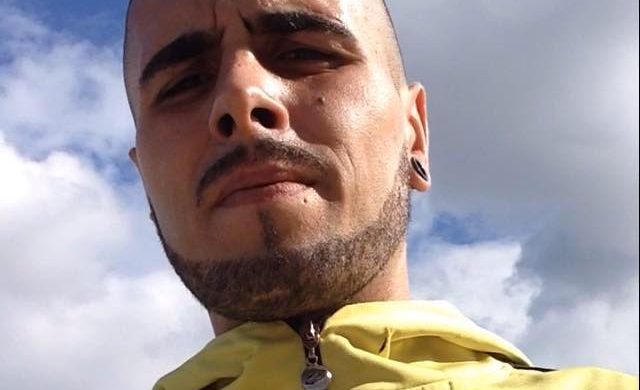 “Ho violentato e ucciso Sharon”, ha confessato l’ex compagno della mamma