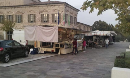 Padenghe, il mercato settimanale torna in via Verdi