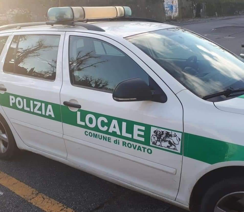 Impegnata in un controllo, la Locale insegue e restituisce un’auto rubata