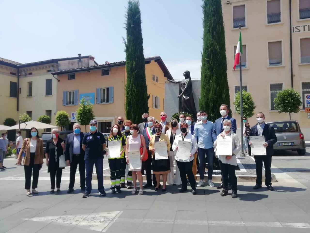Celebrazioni in piazza a Lonato per il 2 giugno