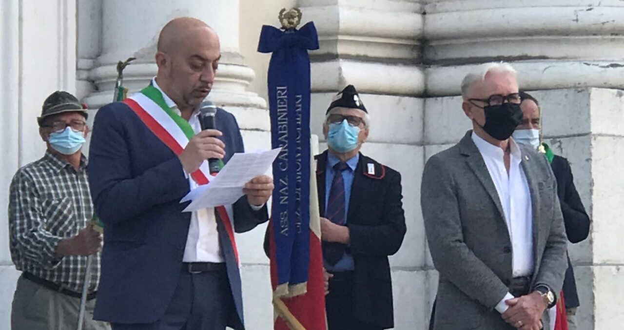 Cerimonia per la Festa della Repubblica sul sagrato del Duomo