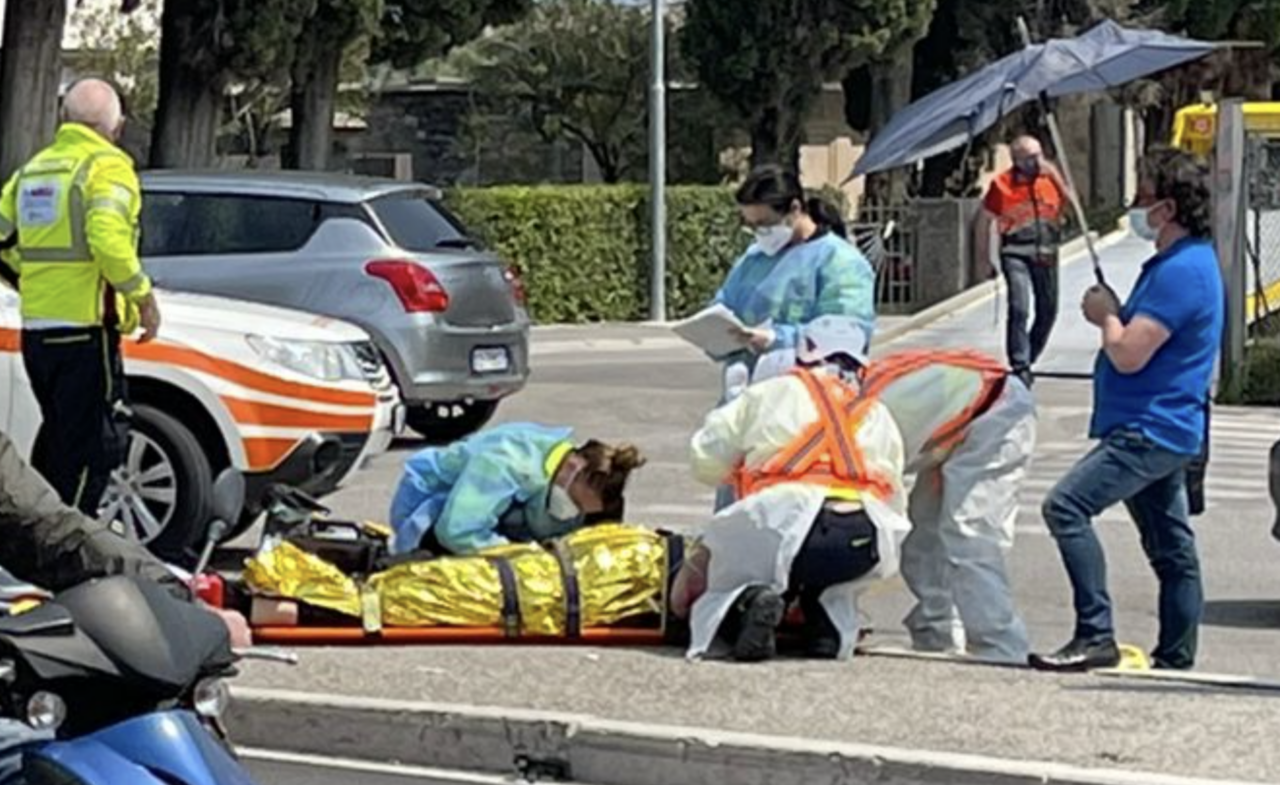 Schianto a Toscolano, paura per un 24enne: decolla l’elisoccorso