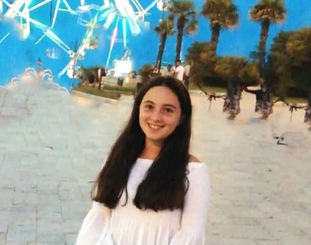 Addio Chiara Fappani, uccisa da un male incurabile a soli 15 anni: oggi l’ultimo saluto