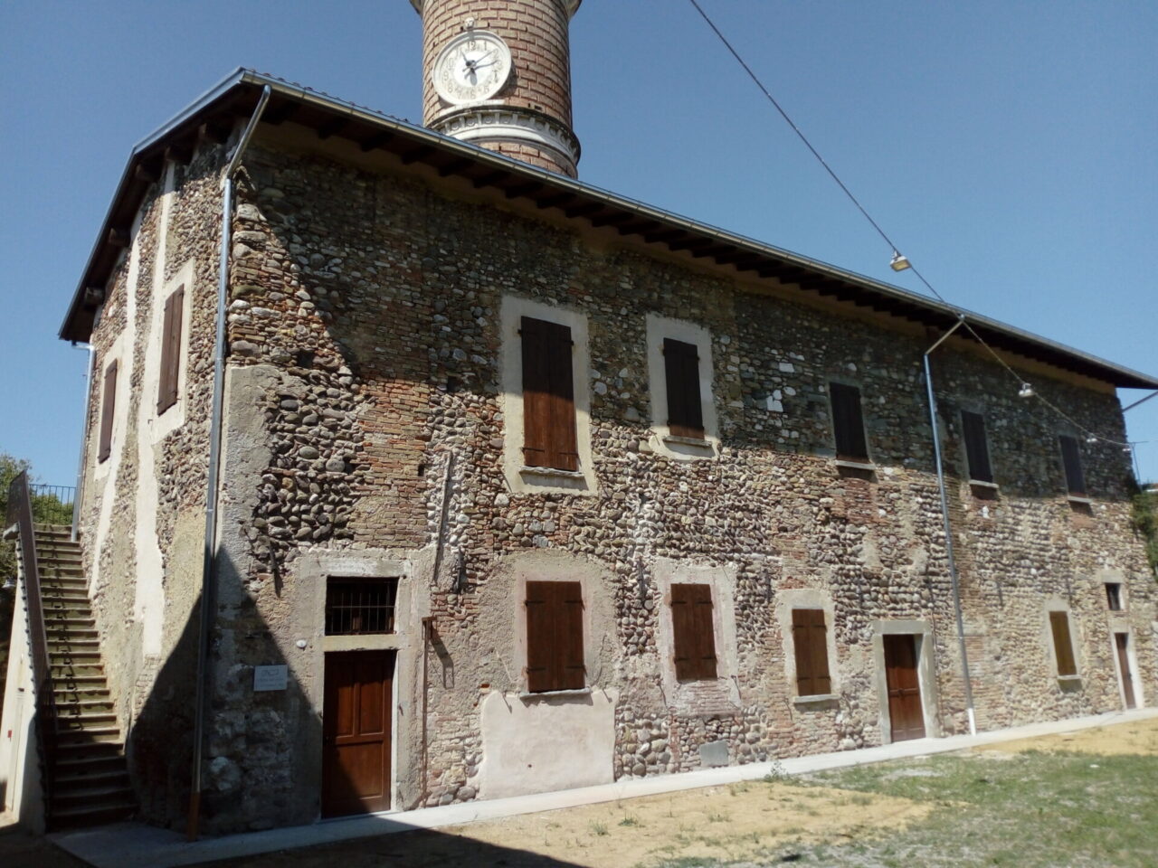 Completamente restaurata la Guarnigione del castello