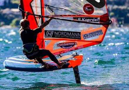 Campione del Garda,al via gli iQFOiL Junior & Youth World Championship