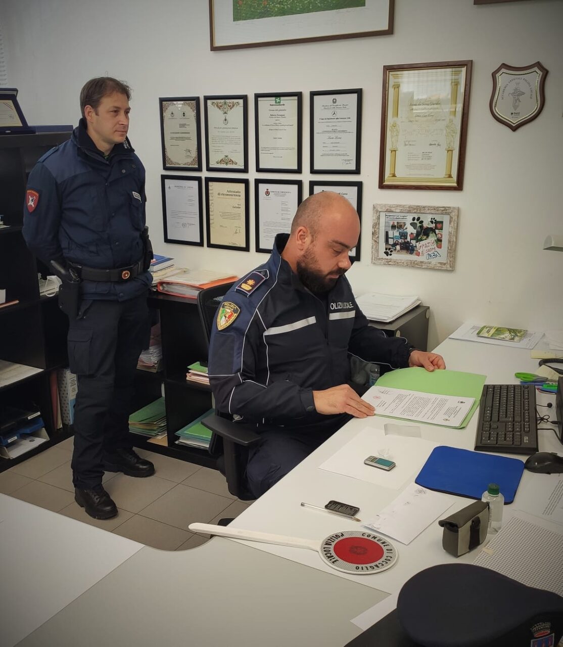 Carte false per prendere il reddito di cittadinanza: denunciata intera famiglia