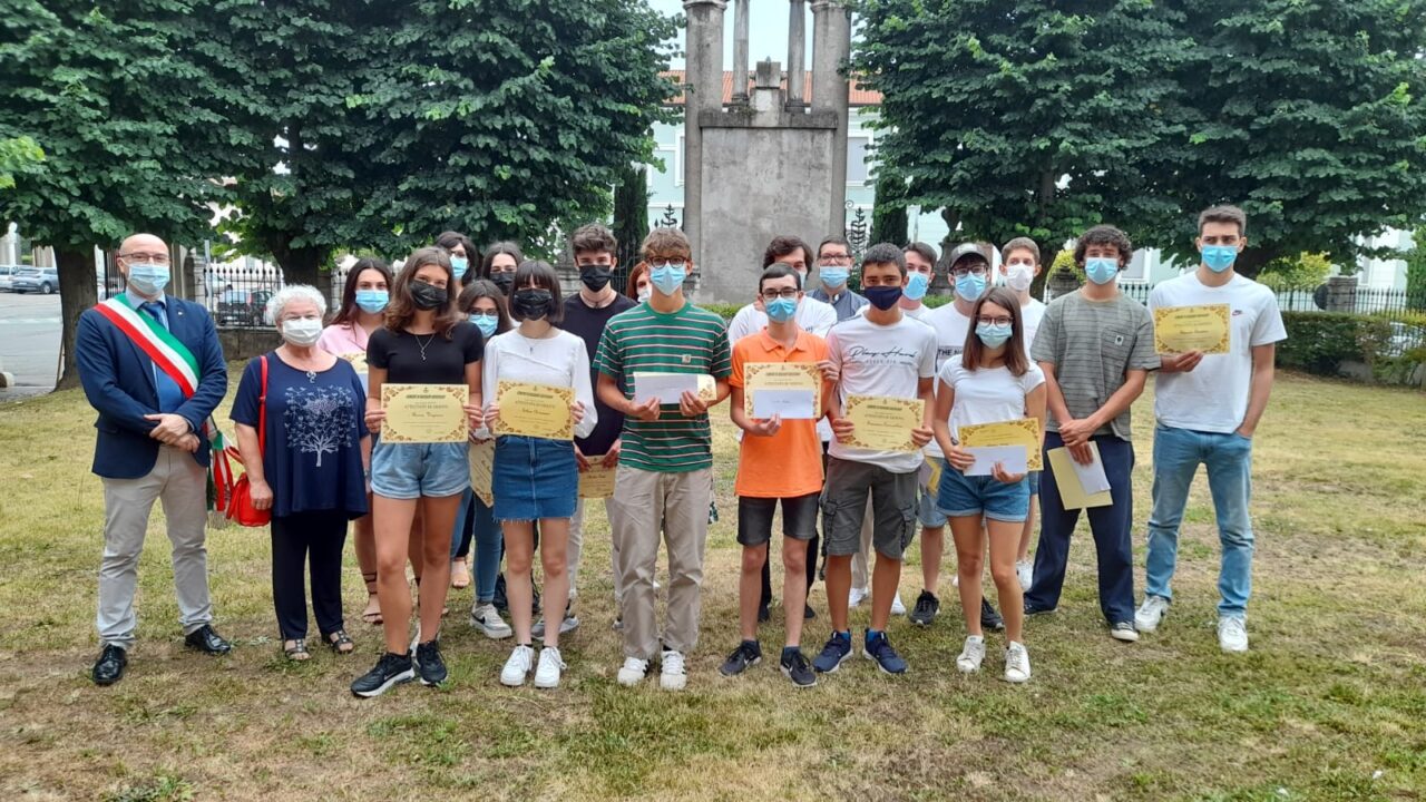 Bassano Bresciano ha premiato le sue giovani eccellenze